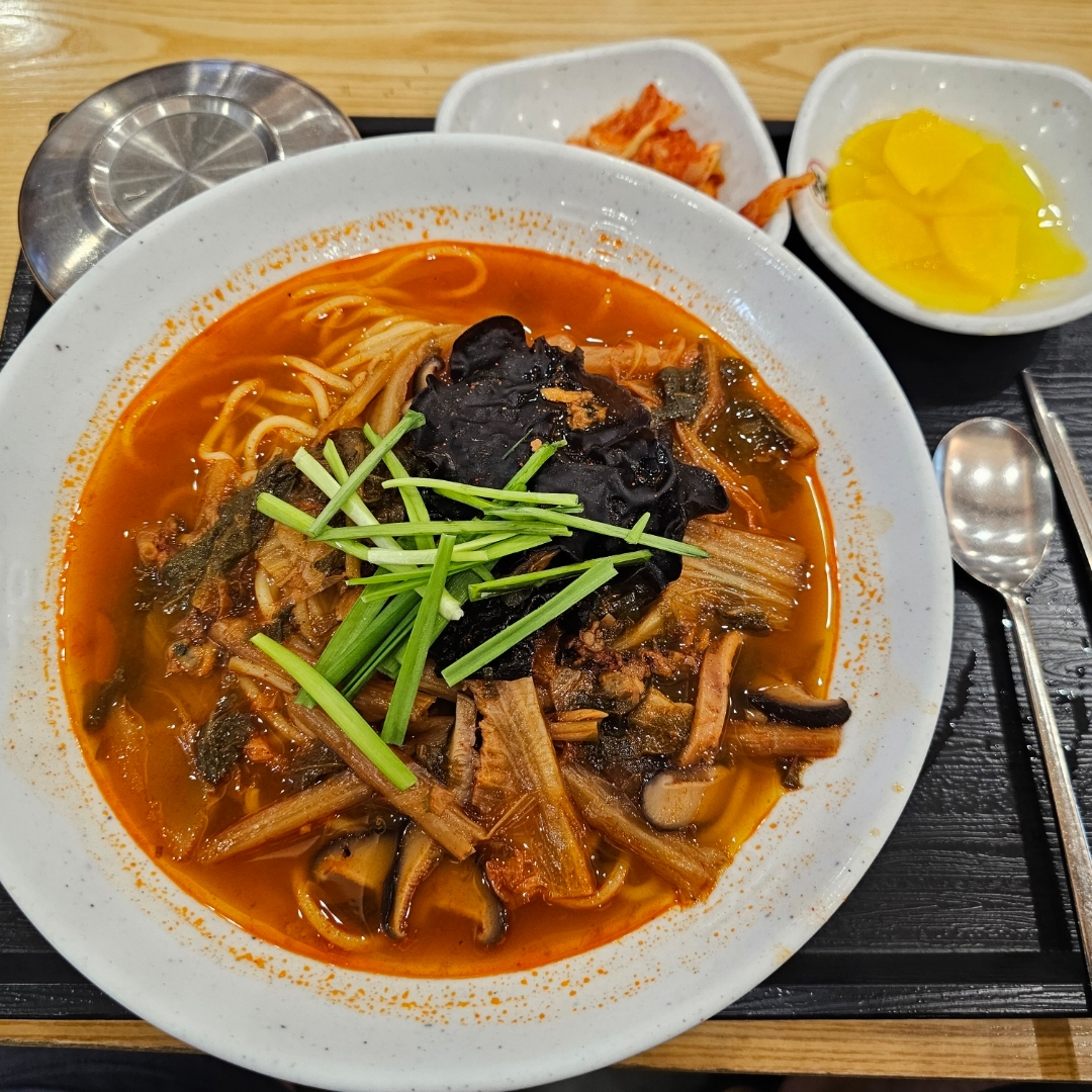 시래기 짬뽕 식감이 좋다