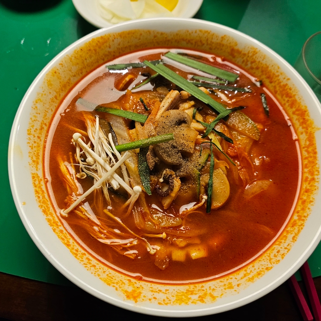 삼선 짬뽕은 먹을만함